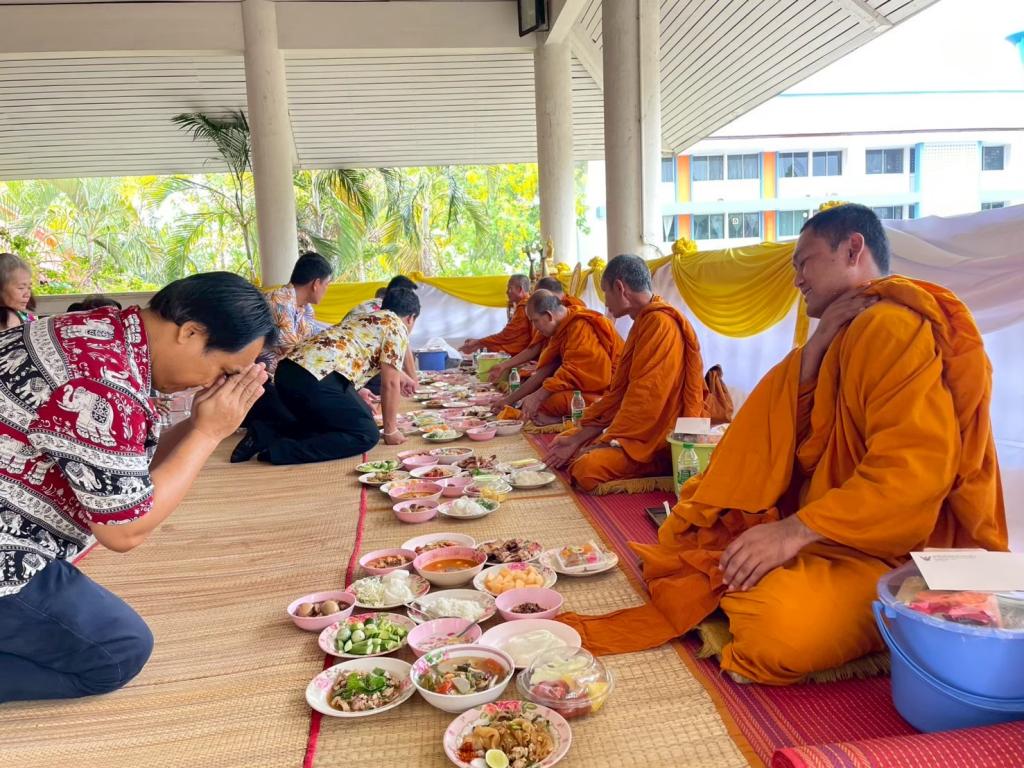 DIPROM CENTER 5 ร่วมส่งเสริมกิจกรรม “ปฏิบัติตนตาม หลักธรรมทางศาสนา ศรัทธาของชาว ศภ.5 กสอ.”